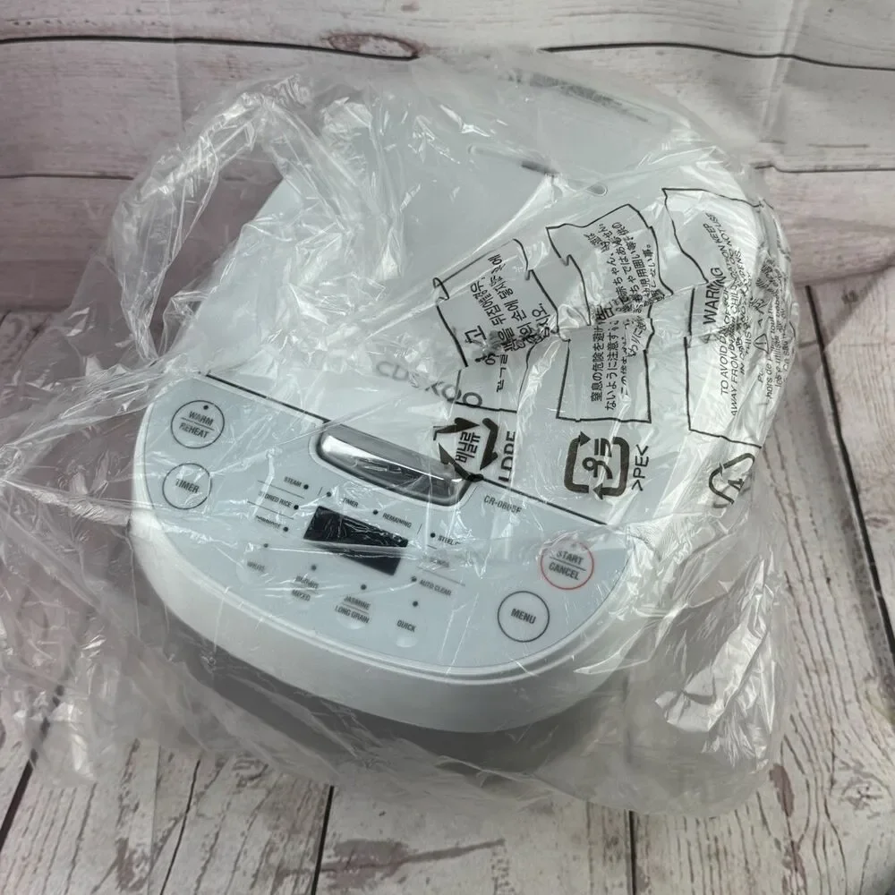 Cuckoo CR 0632F 6 Cup Micom Rice Cooker White Silver Steamer Tray Open Box